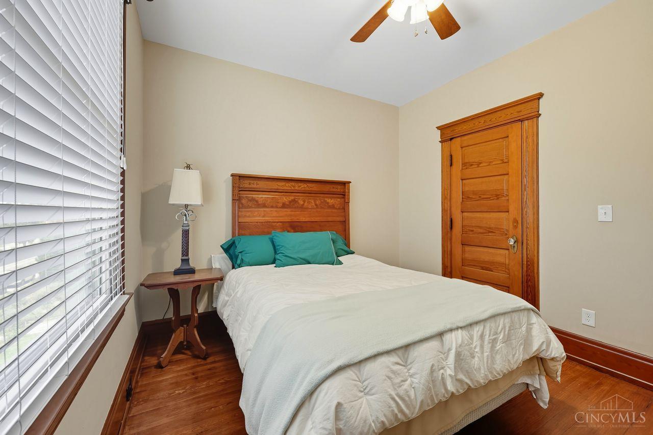 Norwood, Ohio, 45212, United States, 5 Bedrooms Bedrooms, ,5 BathroomsBathrooms,Residential,For Sale,1948609