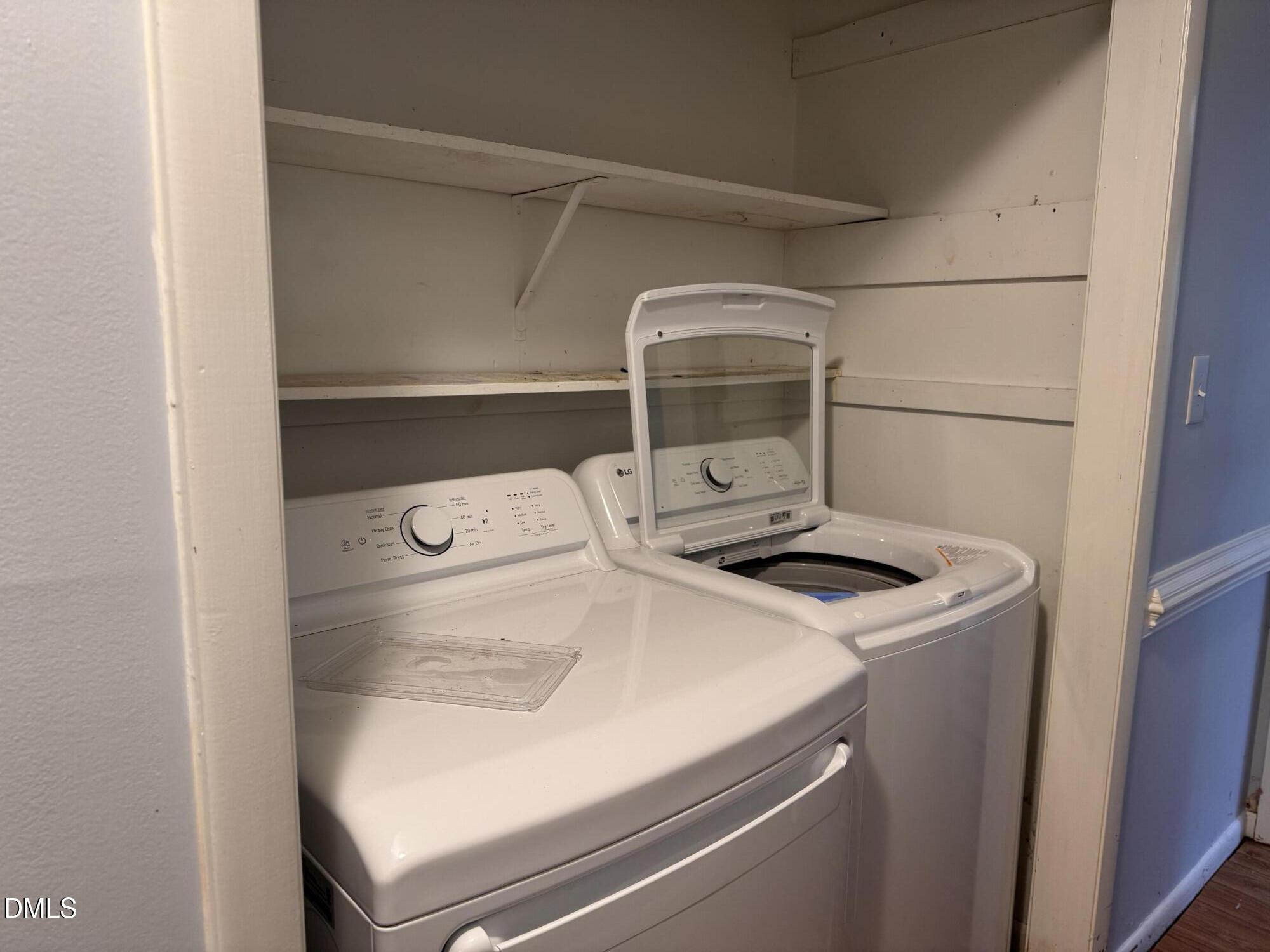 Cary, North Carolina, 27511, United States, 3 Bedrooms Bedrooms, ,2 BathroomsBathrooms,Residential,For Sale,1995161