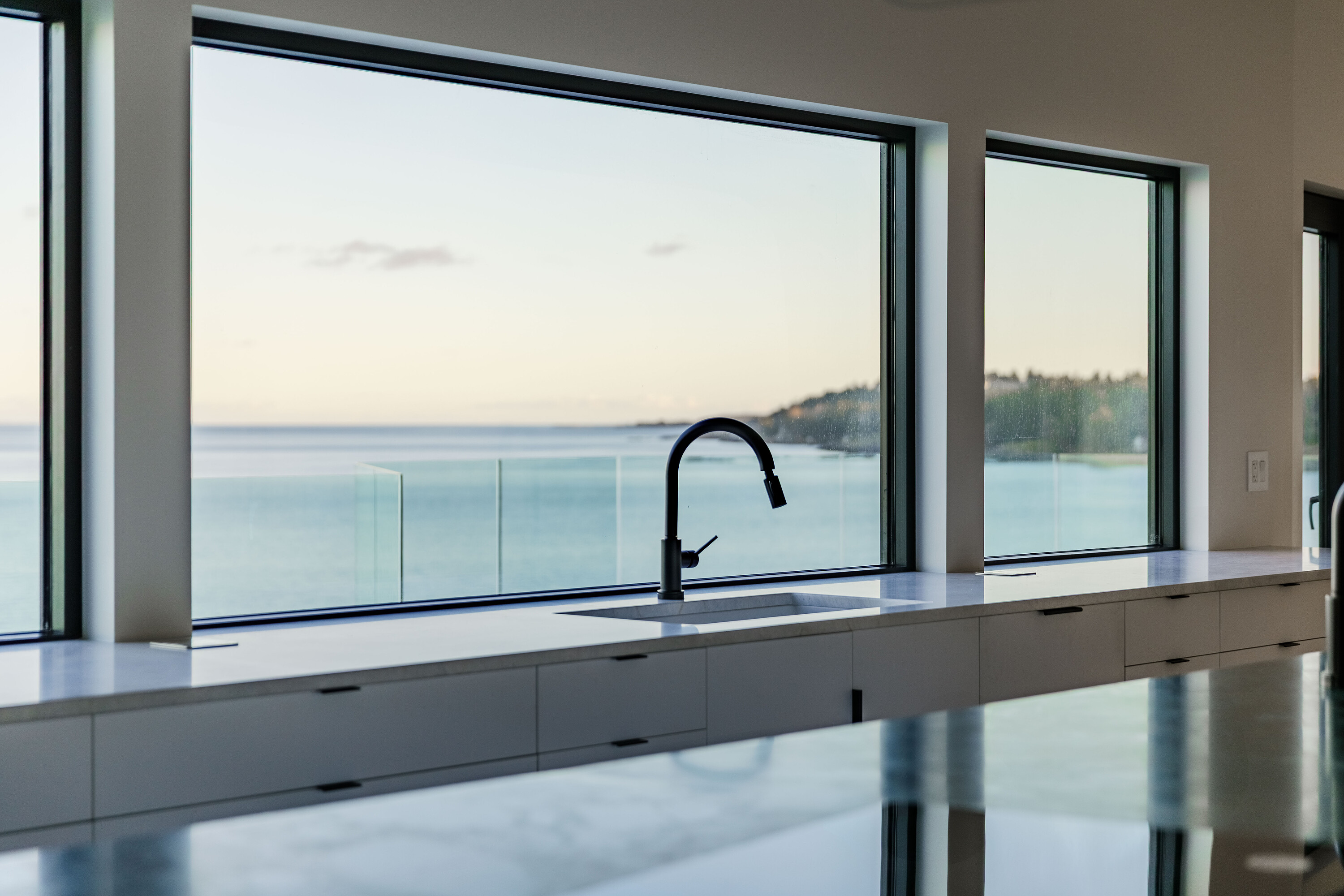  Panoramic Saanich Oceanfront - 物件實景