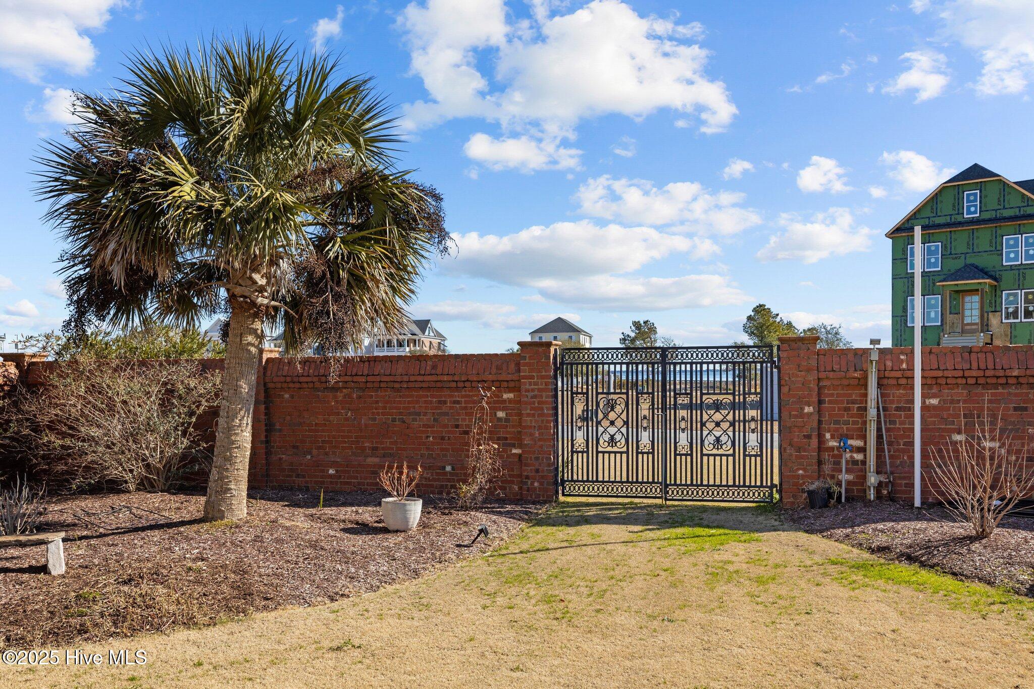 Newport, North Carolina, 28570, United States, 5 Bedrooms Bedrooms, ,7 BathroomsBathrooms,Residential,For Sale,1856837