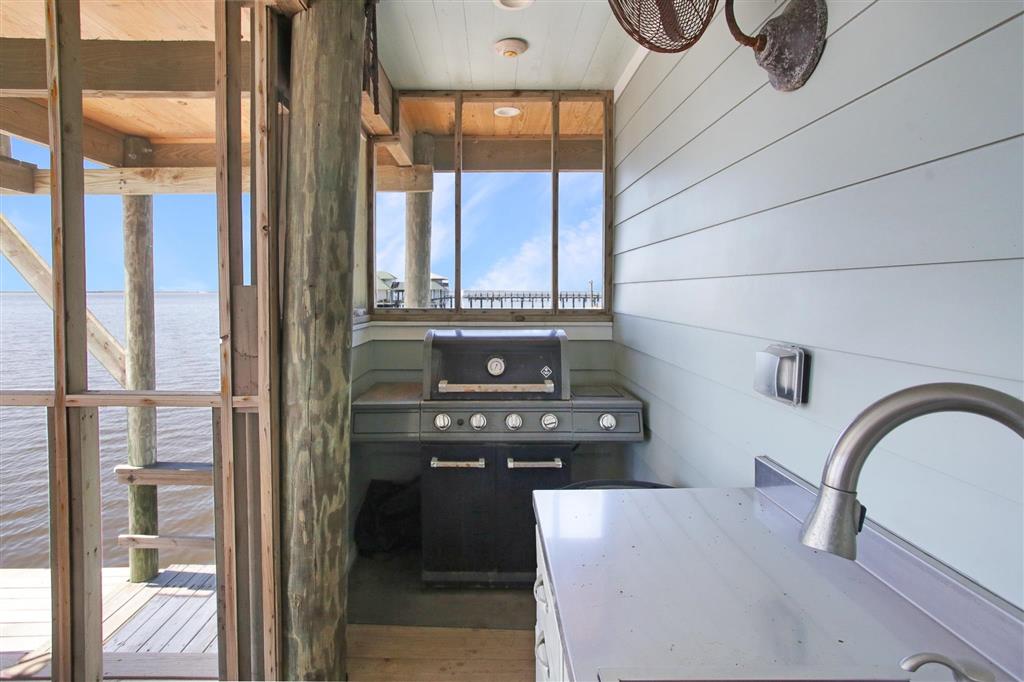 Lake Charles, Louisiana, 70607, United States, 1 Bedroom Bedrooms, ,2 BathroomsBathrooms,Residential,For Sale,2028404