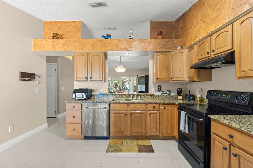 Windermere, Florida, 34786, United States, 4 Bedrooms Bedrooms, ,2 BathroomsBathrooms,Residential,For Sale,1956495