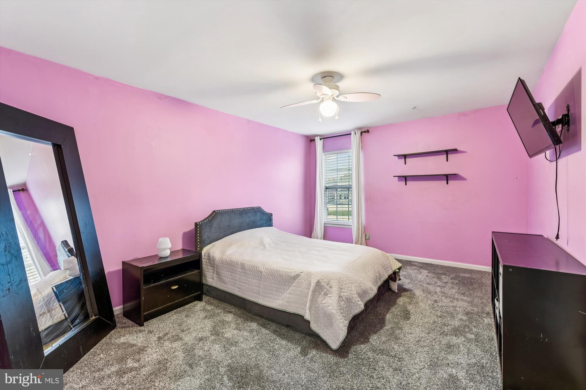 Aberdeen, Maryland, 21001, United States, 6 Bedrooms Bedrooms, ,5 BathroomsBathrooms,Residential,For Sale,1996659