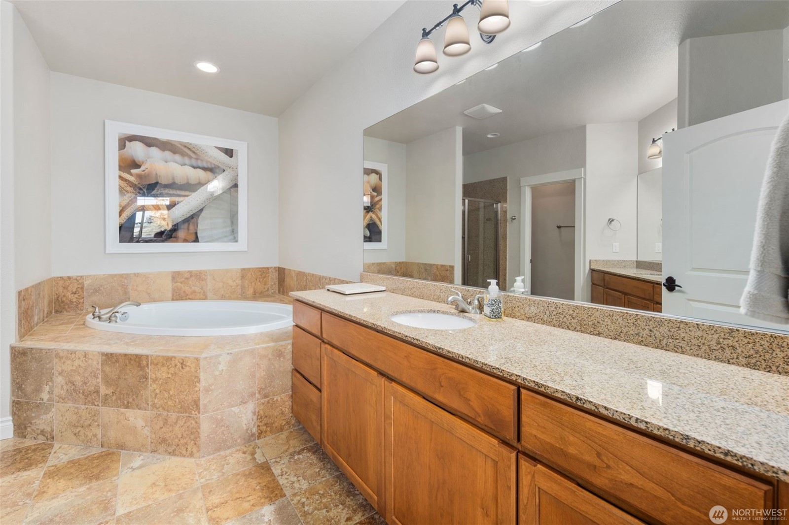 Ilwaco, Washington, 98624, United States, 3 Bedrooms Bedrooms, ,3 BathroomsBathrooms,Residential,For Sale,1978270