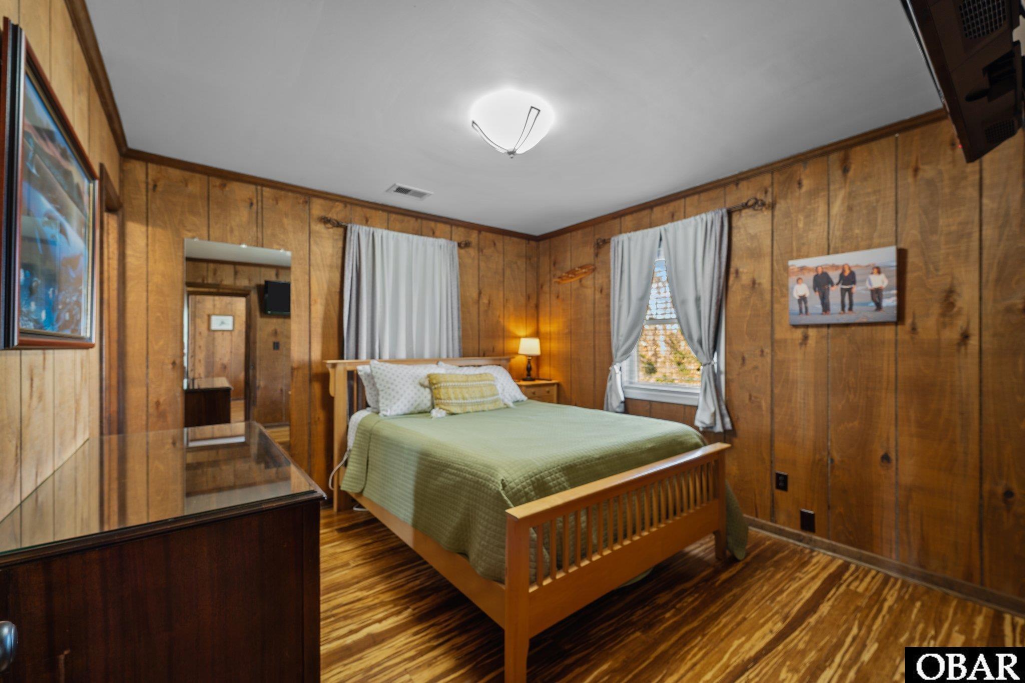 Kill Devil Hills, North Carolina, 27948, United States, 3 Bedrooms Bedrooms, ,2 BathroomsBathrooms,Residential,For Sale,1911985