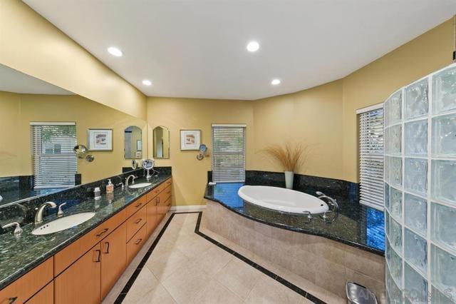 El Cajon, California, 92019, United States, 4 Bedrooms Bedrooms, ,4 BathroomsBathrooms,Residential,For Sale,1996445