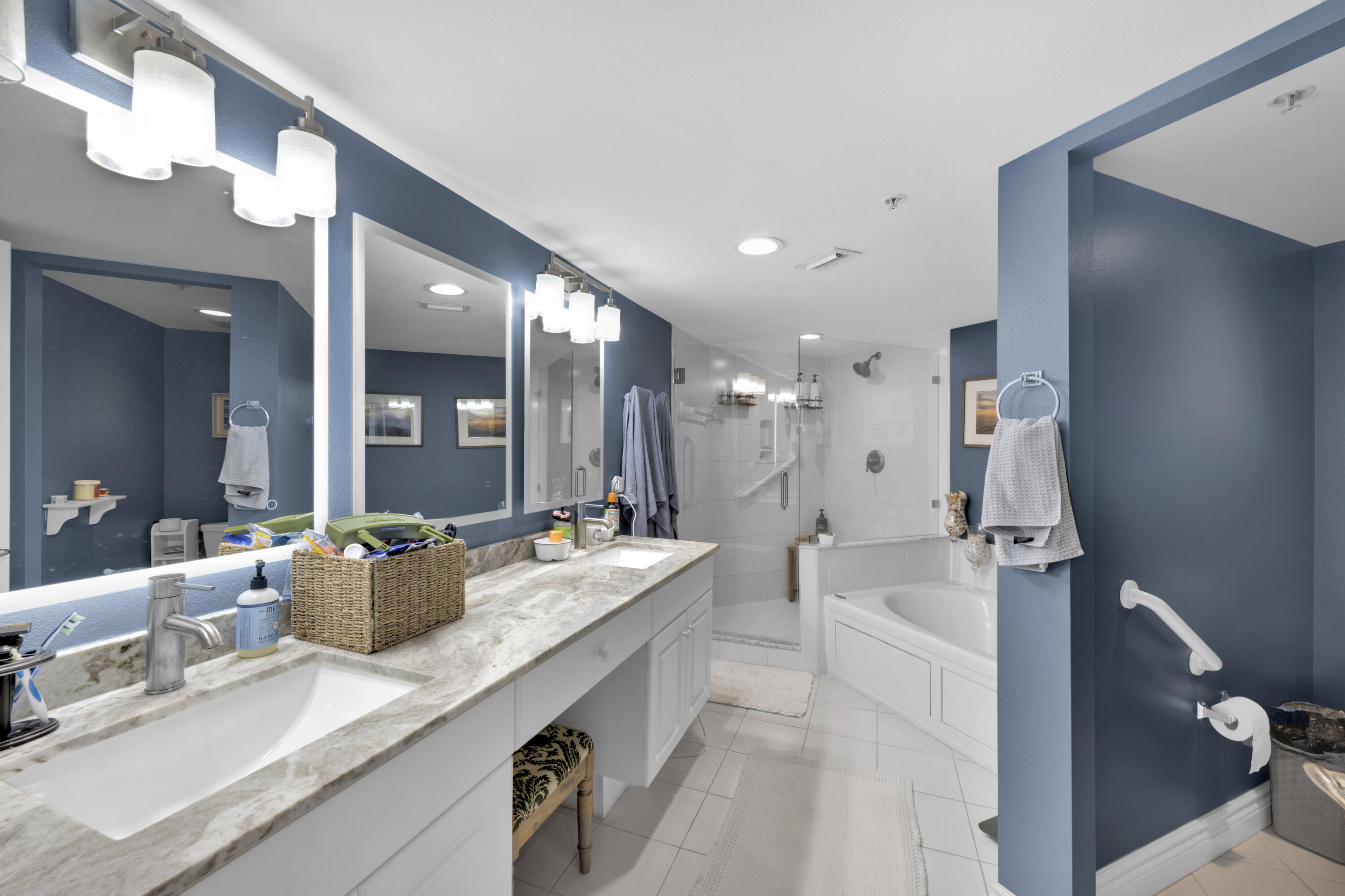Pompano Beach, Florida, 33062, United States, 3 Bedrooms Bedrooms, ,3 BathroomsBathrooms,Residential,For Sale,2037893