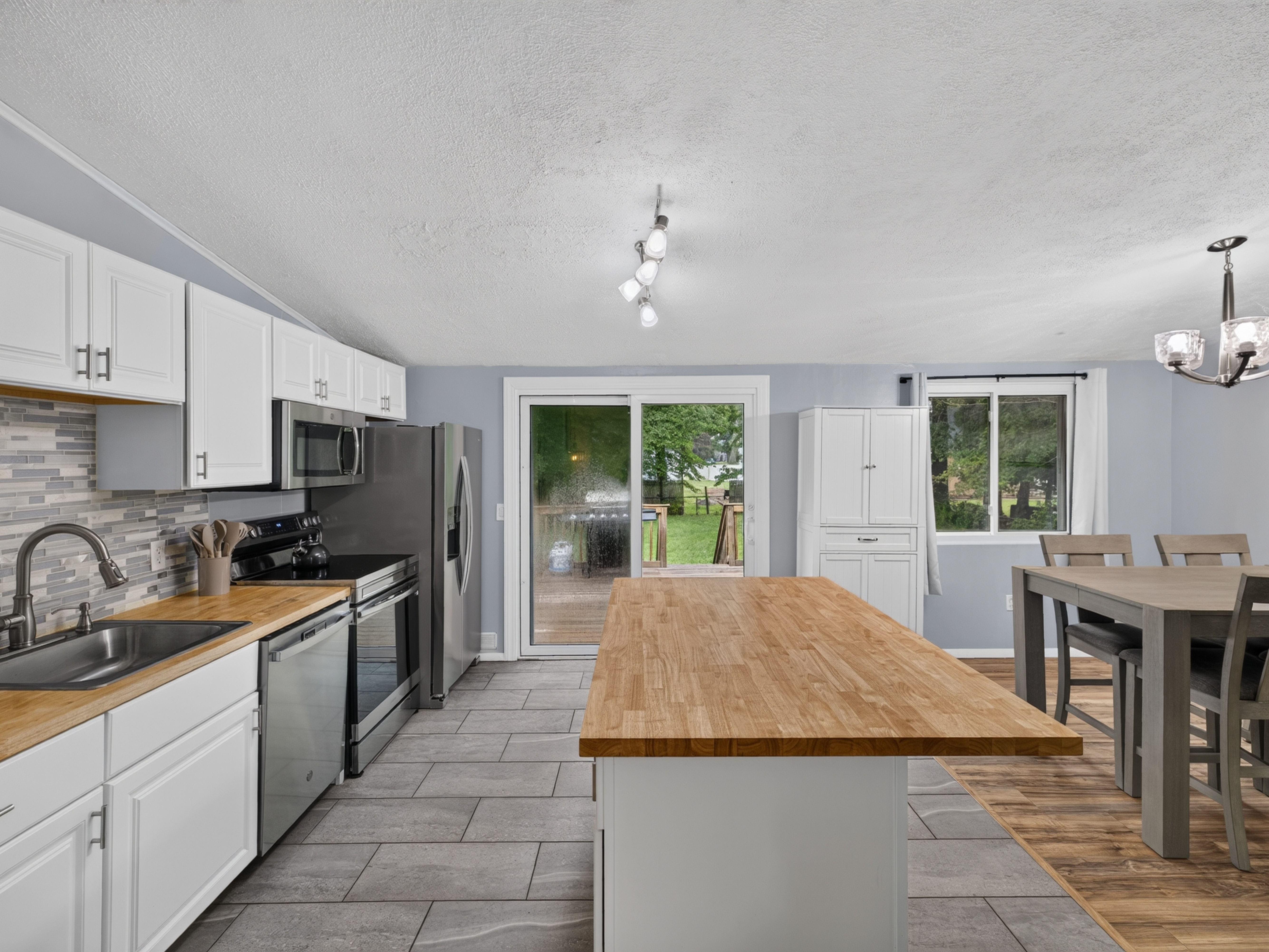  Discover the ideal blend of space and everyday convenience - 物件實景