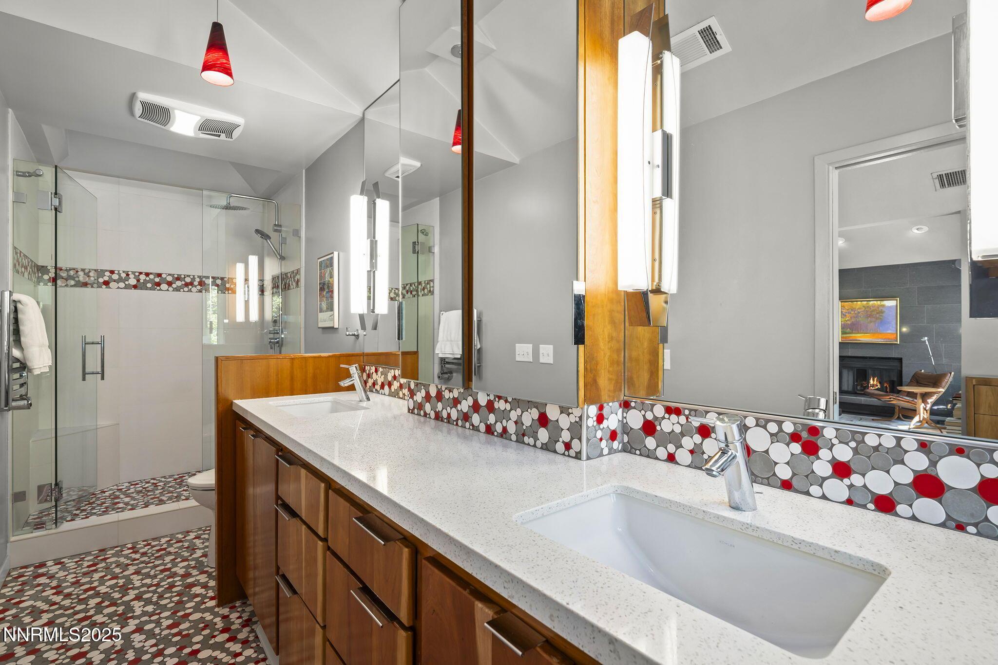 Reno, Nevada, 89519, United States, 2 Bedrooms Bedrooms, ,3 BathroomsBathrooms,Residential,For Sale,1987649