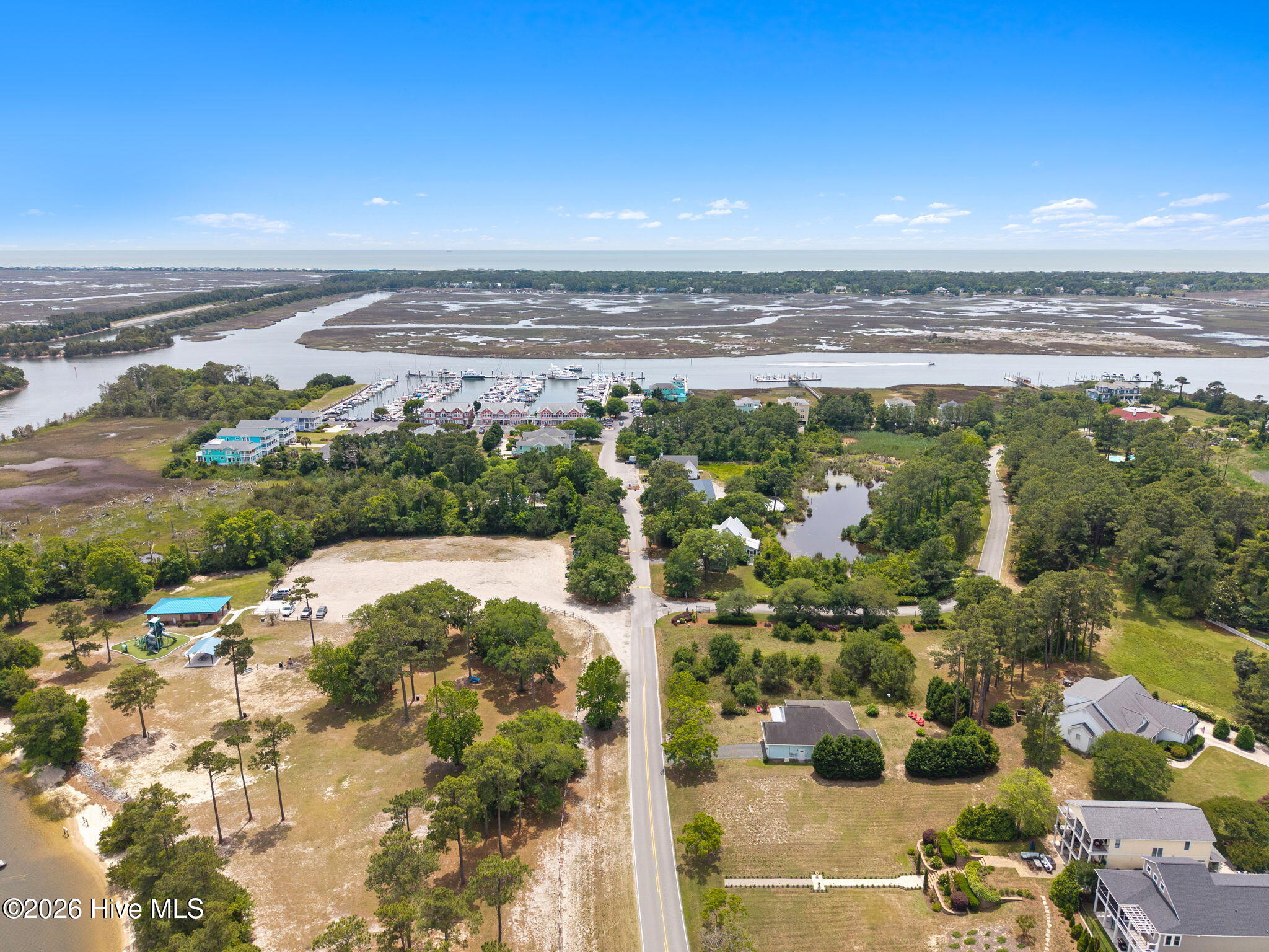 Southport, North Carolina, 28461, United States, 3 Bedrooms Bedrooms, ,2 BathroomsBathrooms,Residential,For Sale,2049453
