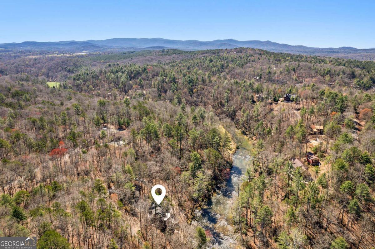 Ellijay, Georgia, 30536, United States, 5 Bedrooms Bedrooms, ,4 BathroomsBathrooms,Residential,For Sale,1880037