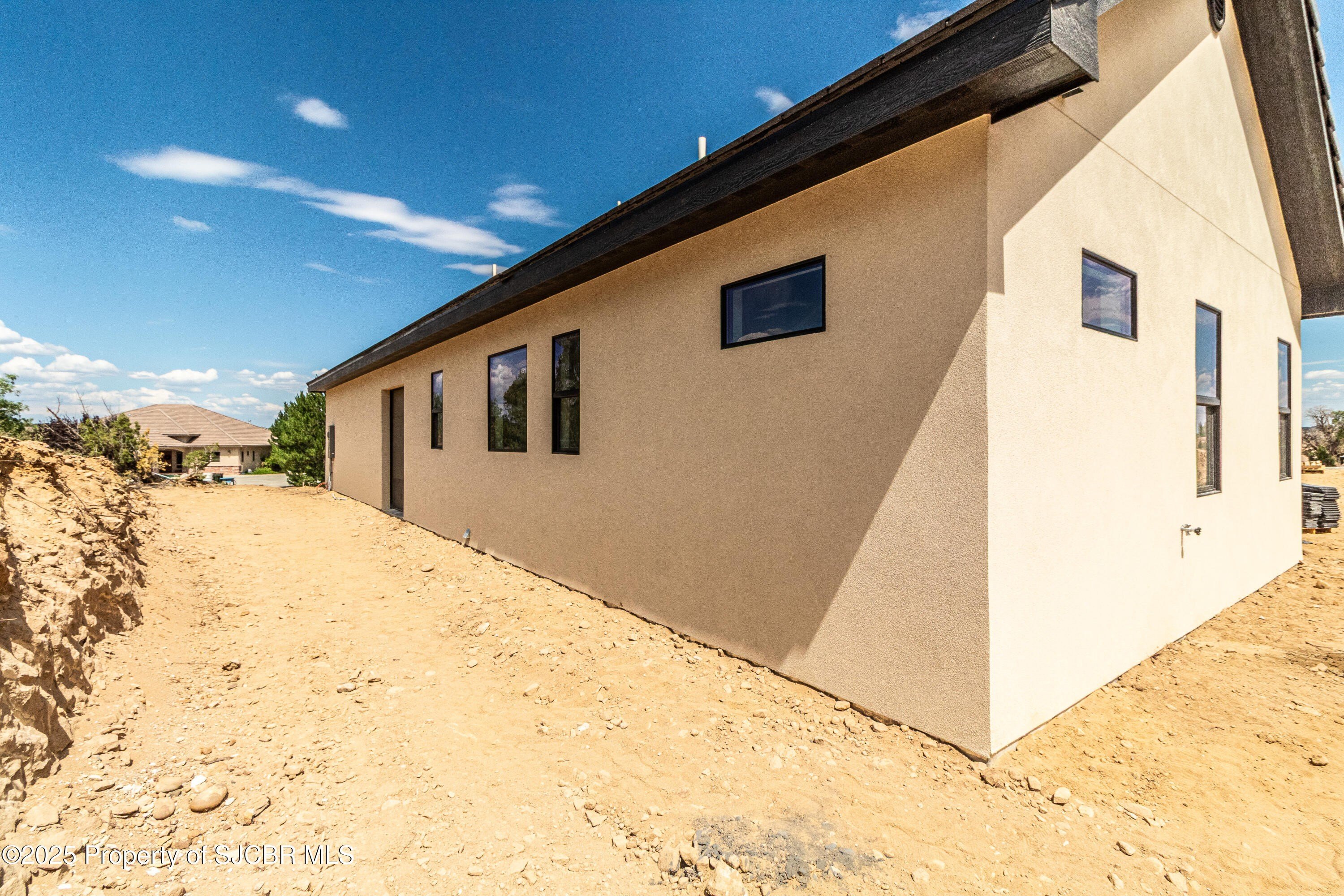 Farmington, New Mexico, 87402, United States, 4 Bedrooms Bedrooms, ,3 BathroomsBathrooms,Residential,For Sale,1902752