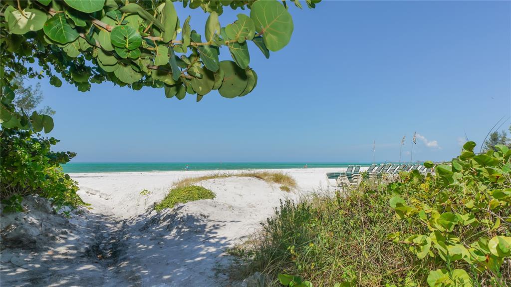 Sarasota, Florida, 34242, United States, 2 Bedrooms Bedrooms, ,2 BathroomsBathrooms,Residential,For Sale,1926172