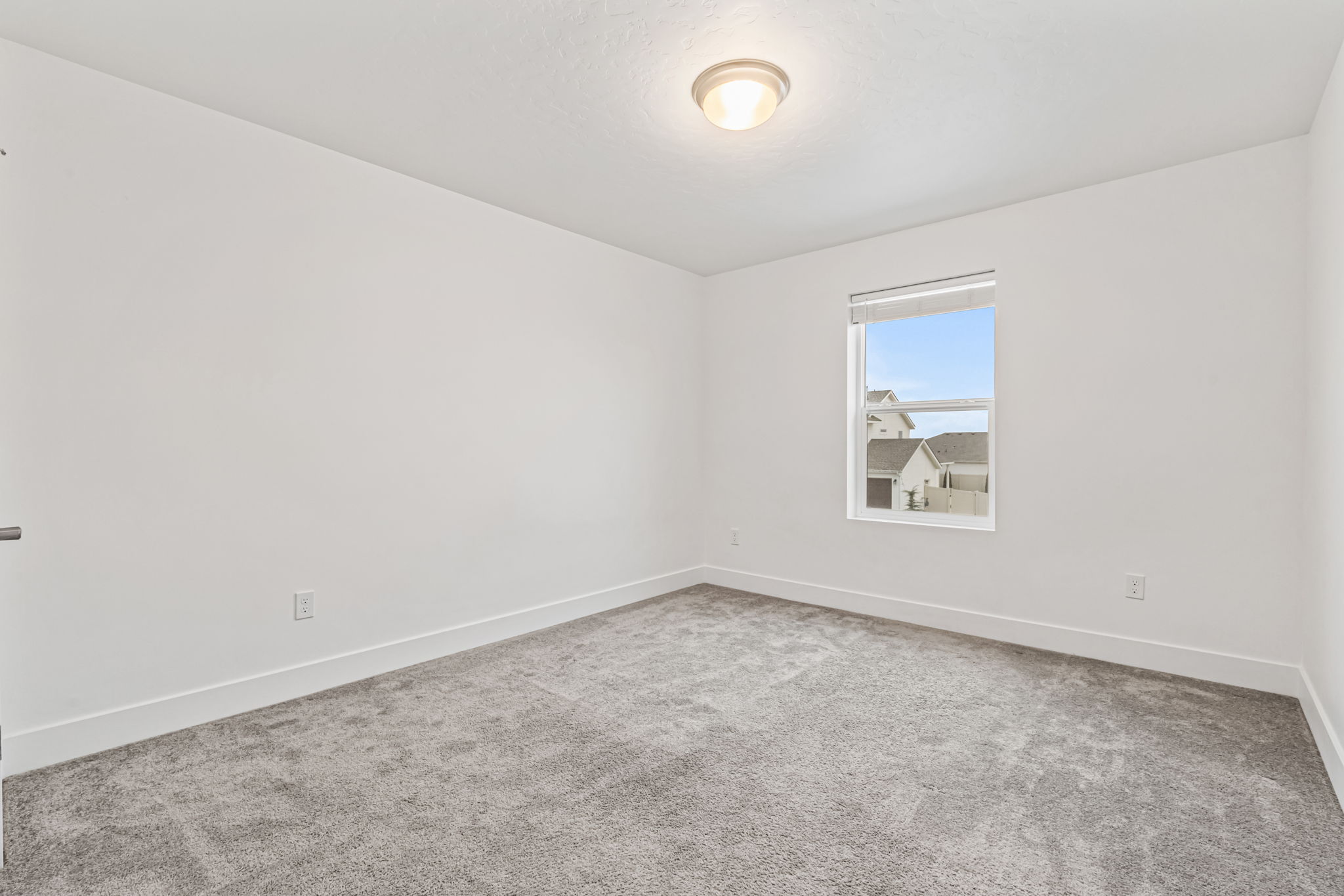 Caldwell, Idaho, 83607, United States, 4 Bedrooms Bedrooms, ,3 BathroomsBathrooms,Residential,For Sale,2005985