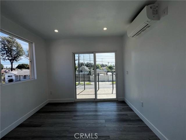 LA, California, 90008, United States, 5 Bedrooms Bedrooms, ,4 BathroomsBathrooms,Residential,For Sale,2023557