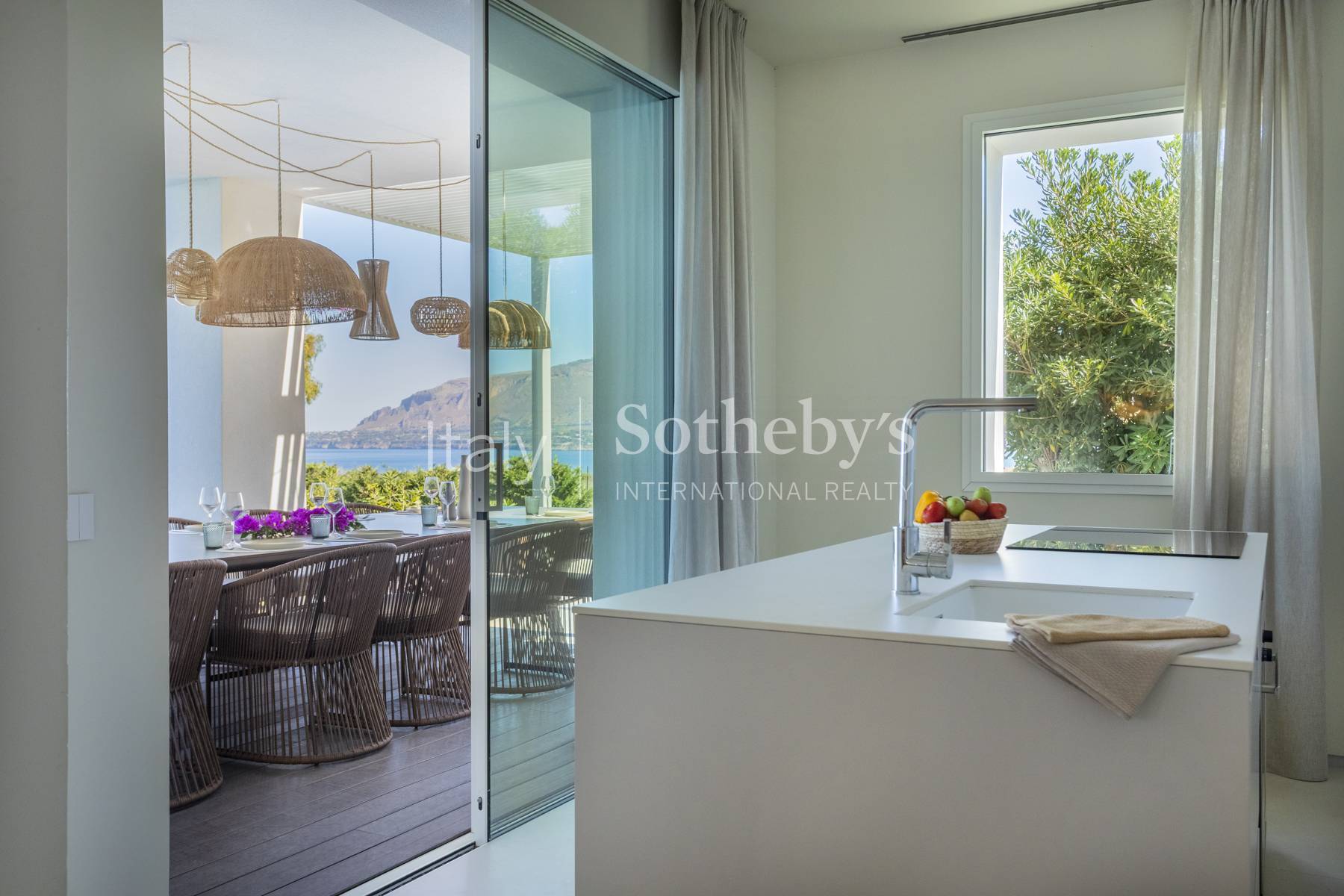  Exclusive villa with pool and private sea access - 物件實景