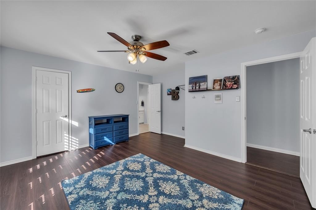 Bedford, Texas, 76021, United States, 4 Bedrooms Bedrooms, ,4 BathroomsBathrooms,Residential,For Sale,1978202