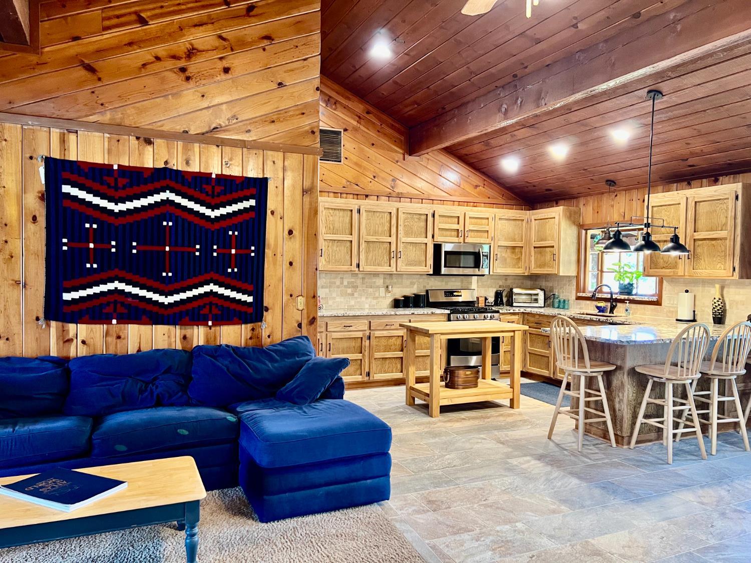 North Fork, California, 93643, United States, 3 Bedrooms Bedrooms, ,2 BathroomsBathrooms,Residential,For Sale,1977049