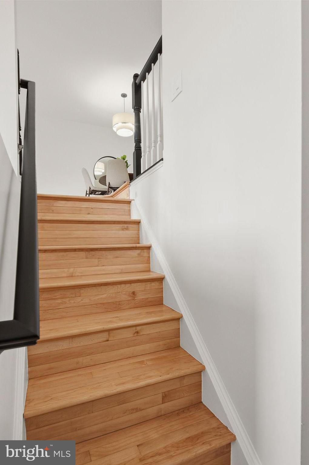 Fairfax, Virginia, 22033, United States, 3 Bedrooms Bedrooms, ,4 BathroomsBathrooms,Residential,For Sale,2048066