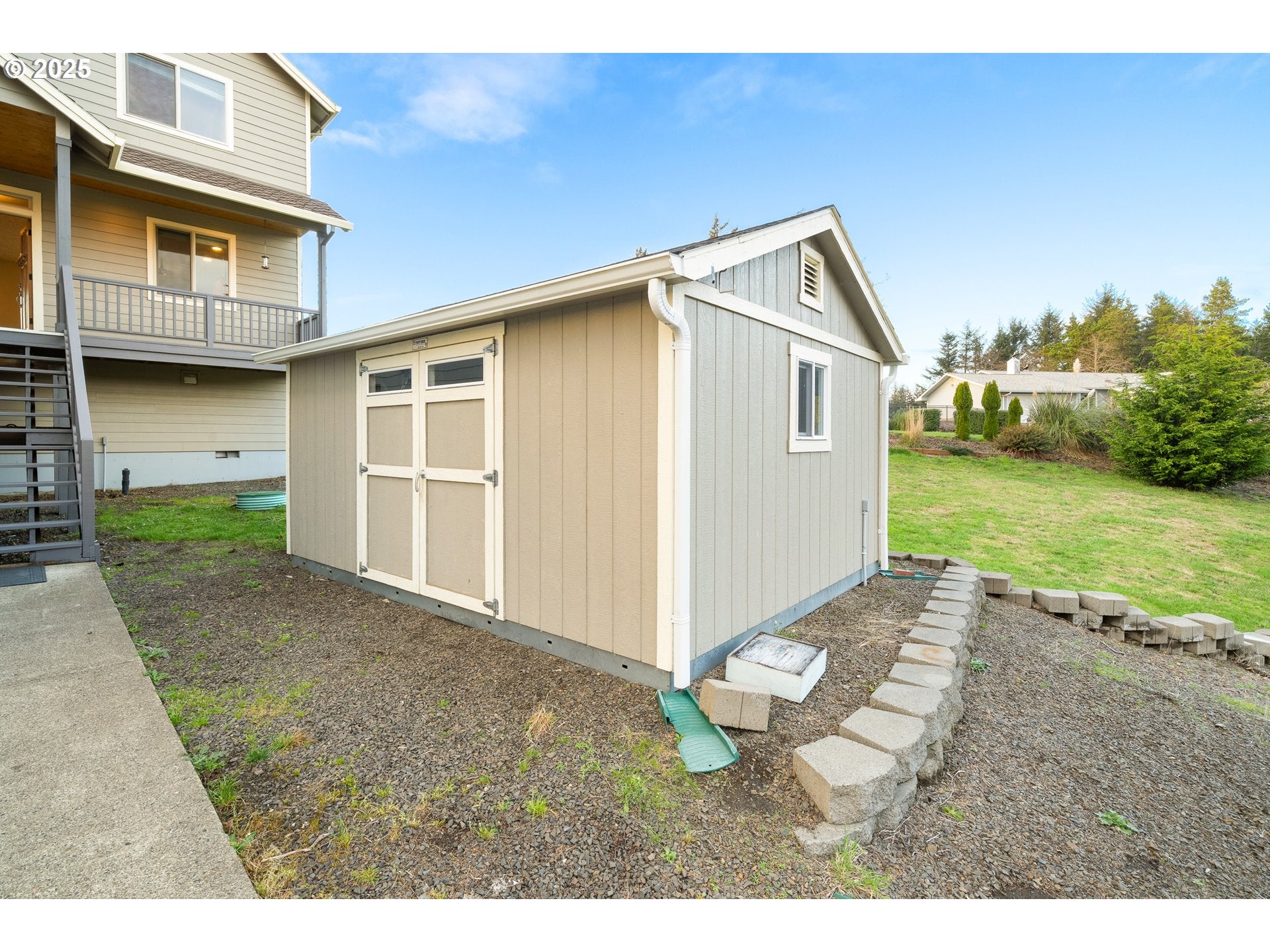 Tillamook, Oregon, 97141, United States, 3 Bedrooms Bedrooms, ,4 BathroomsBathrooms,Residential,For Sale,1998230