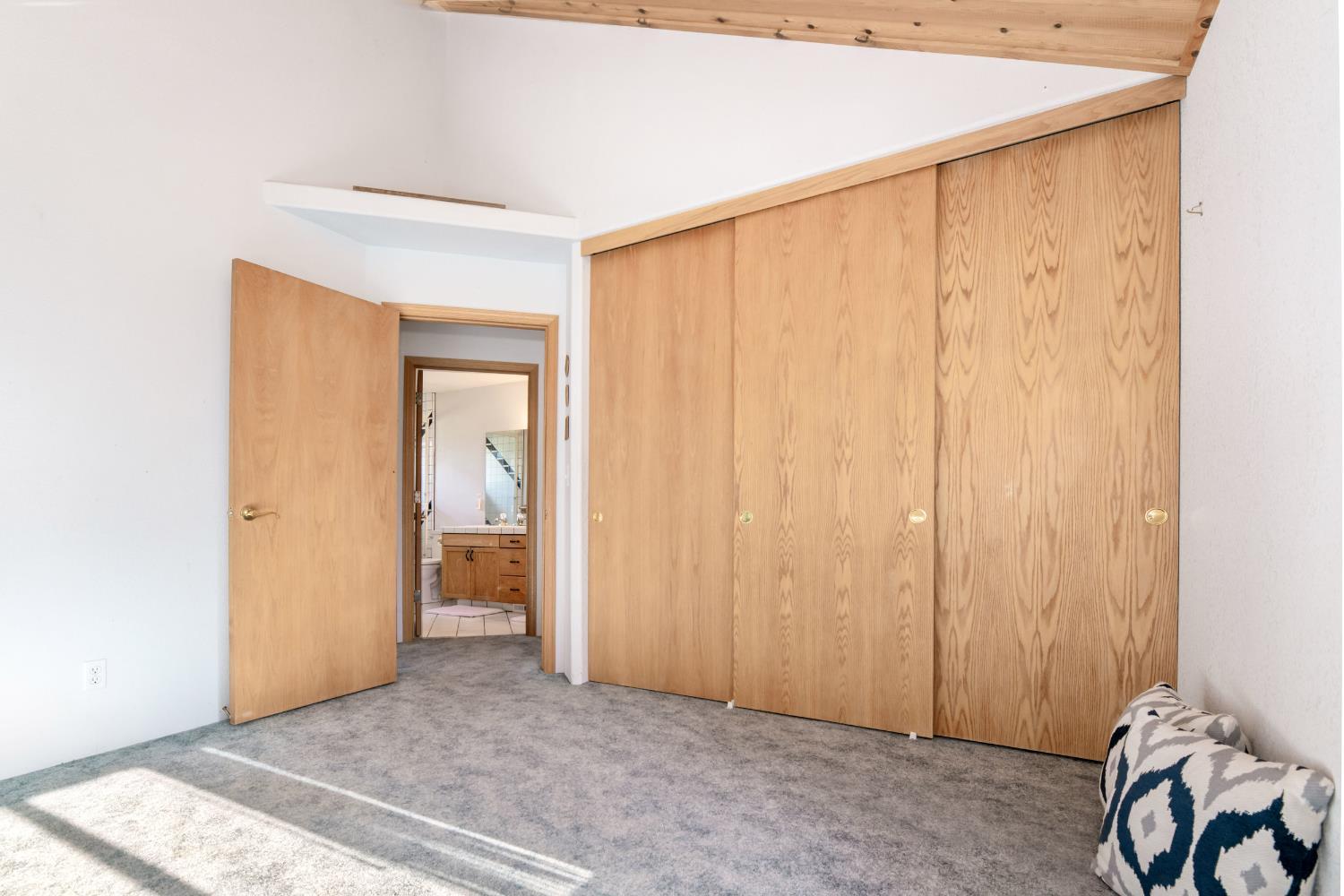 Penn Valley, California, 95946, United States, 3 Bedrooms Bedrooms, ,3 BathroomsBathrooms,Residential,For Sale,1989593