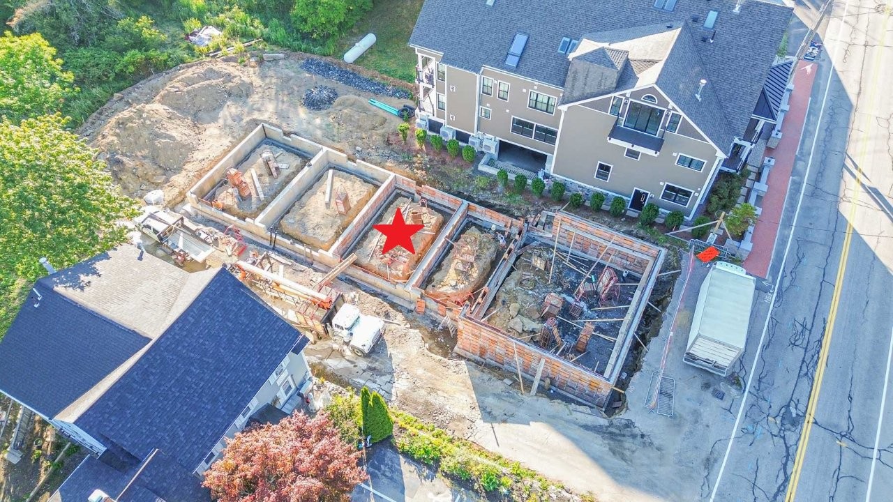 York, Maine, 03909, United States, 2 Bedrooms Bedrooms, ,3 BathroomsBathrooms,Residential,For Sale,2002021