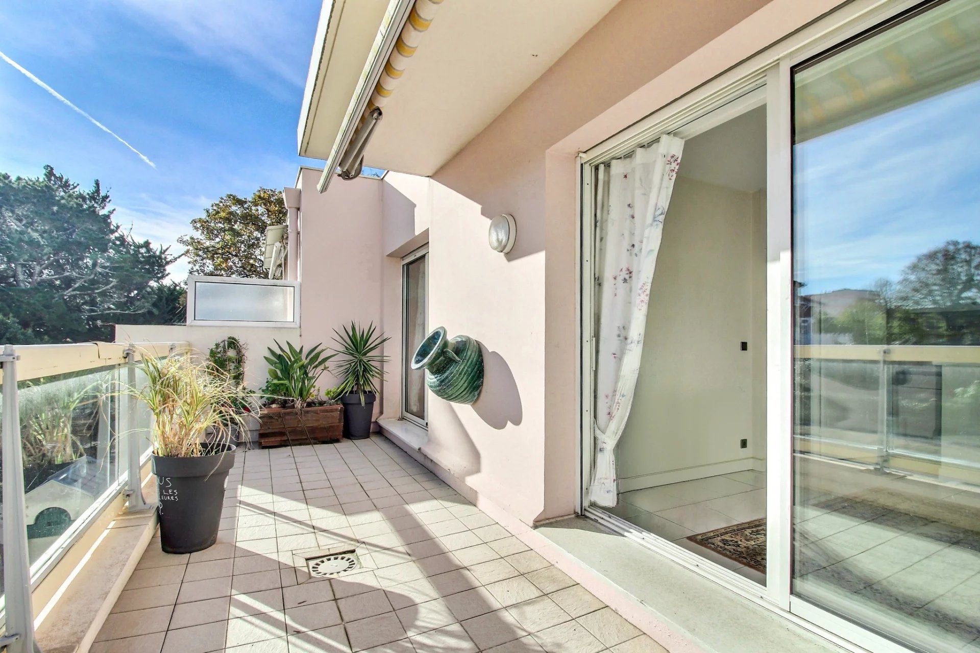 Arcachon, New Aquitaine, 33120, FR, 3 Bedrooms Bedrooms, ,3 BathroomsBathrooms,Residential,For Sale,1996212