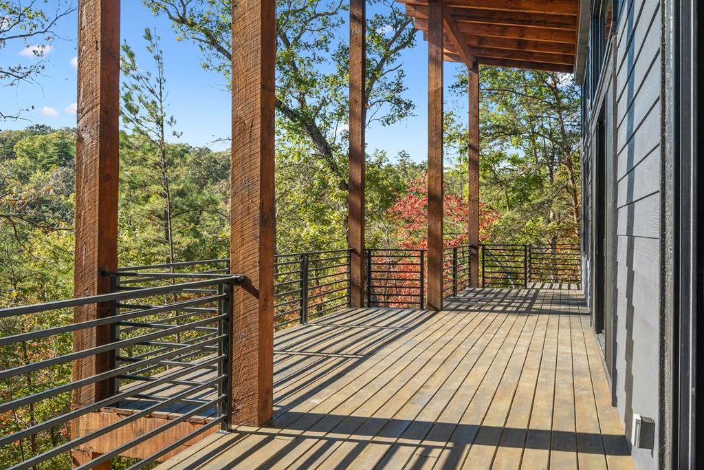 Mineral Bluff, Georgia, 30559, United States, 3 Bedrooms Bedrooms, ,3 BathroomsBathrooms,Residential,For Sale,1984301