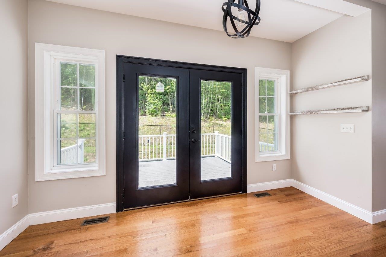 Weare, New Hampshire, 03281, United States, 4 Bedrooms Bedrooms, ,4 BathroomsBathrooms,Residential,For Sale,1908360