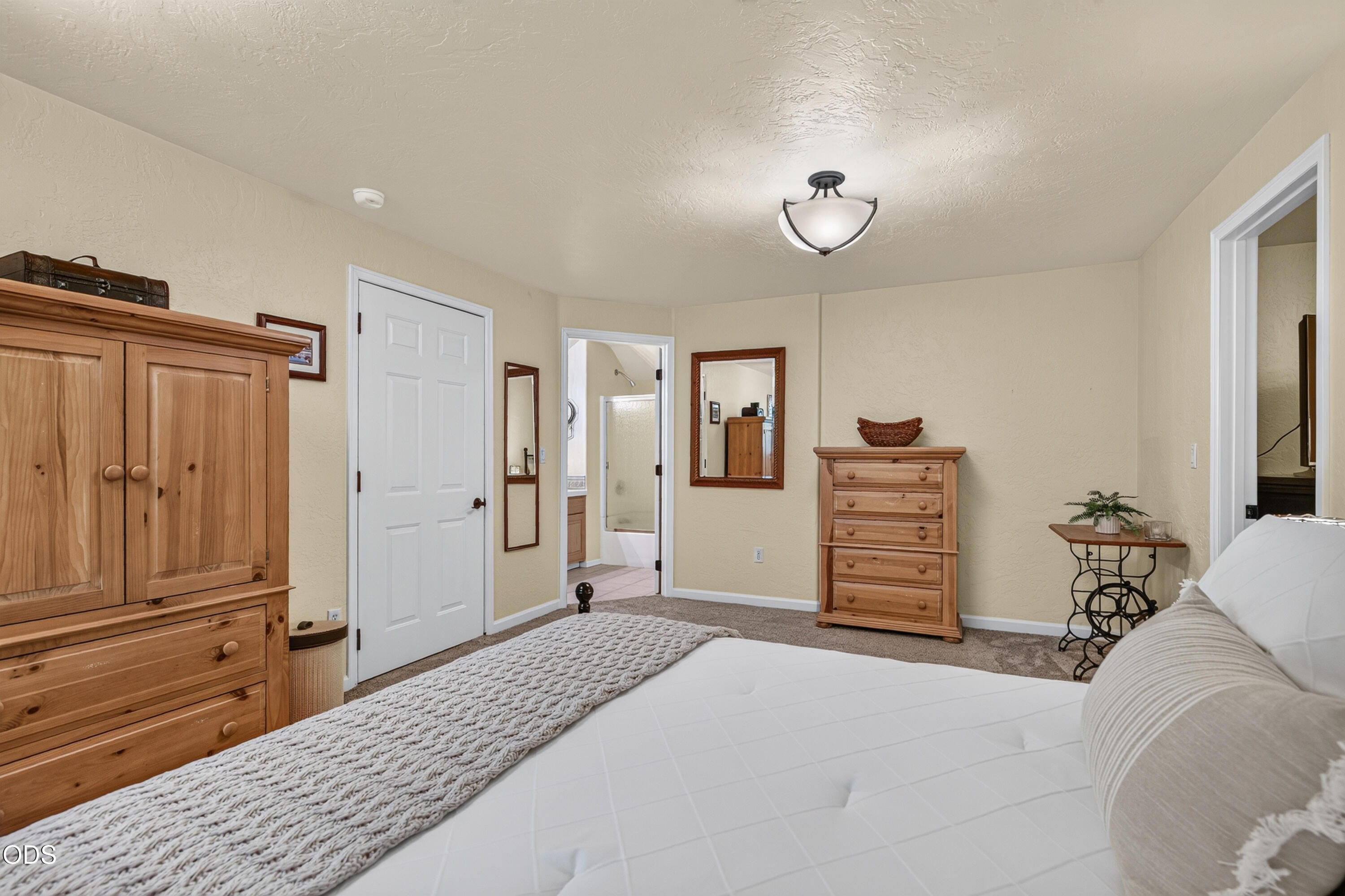  159 Princeville Drive Eagle Point, OR 97524 - 物件實景