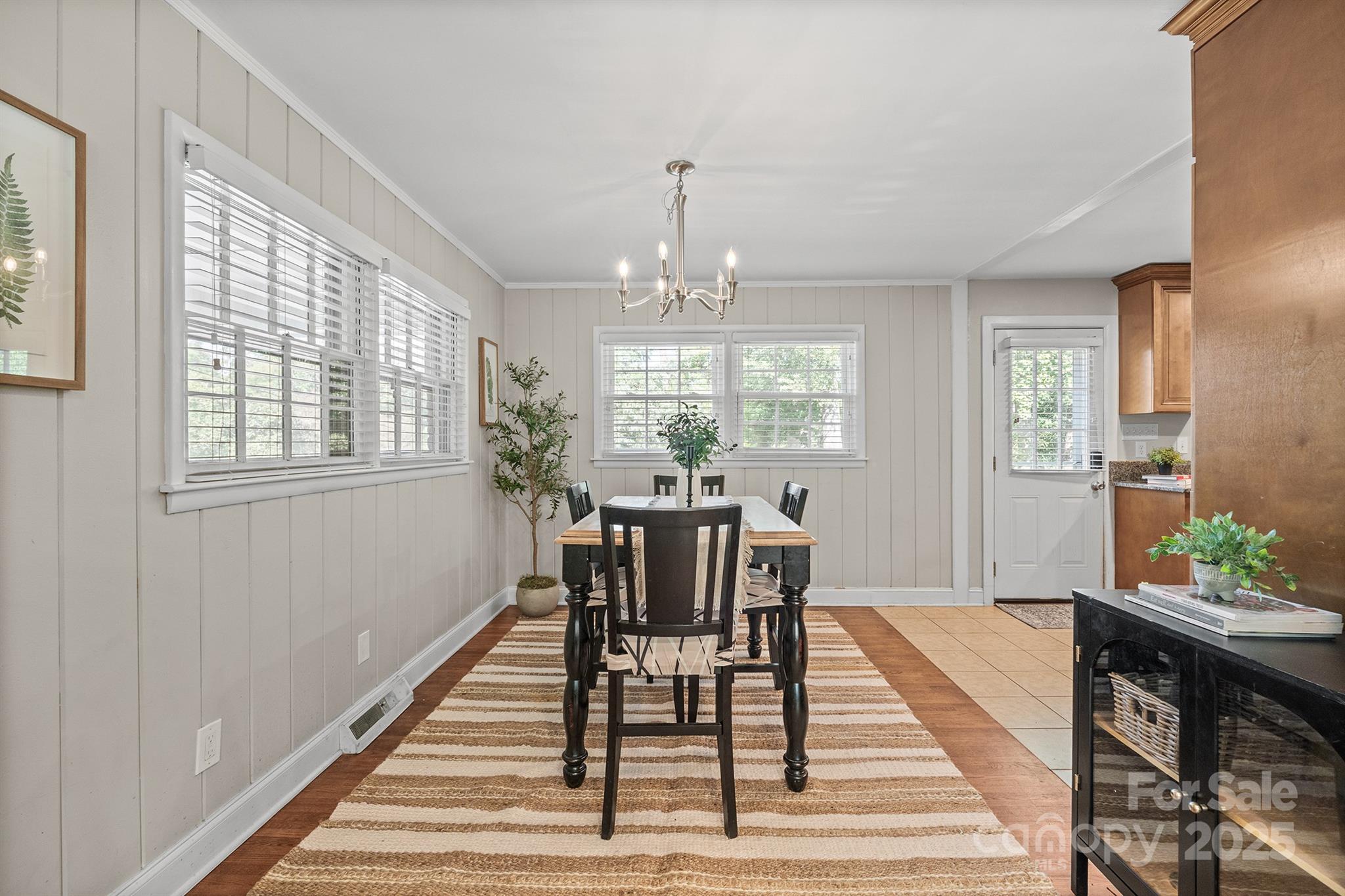 Charlotte, North Carolina, 28210, United States, 3 Bedrooms Bedrooms, ,2 BathroomsBathrooms,Residential,For Sale,1950475