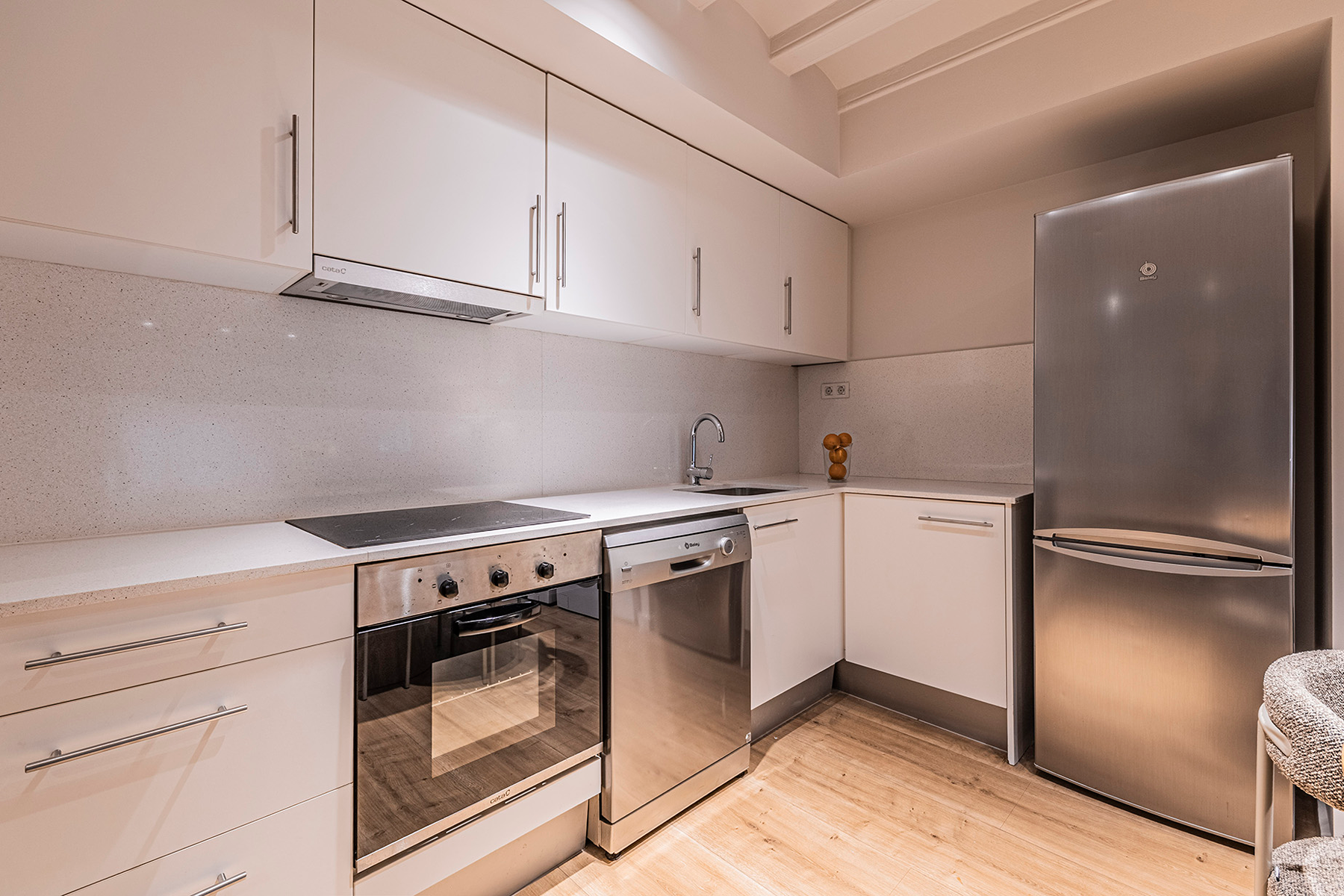  1-bedroom apartment near Port Vell in a building with swimming pool - 物件實景