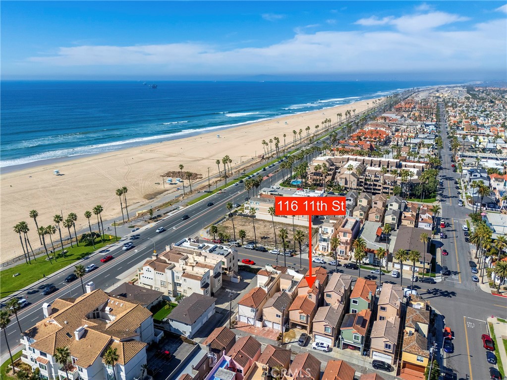 Huntington Beach, California, 92648, United States, 3 Bedrooms Bedrooms, ,4 BathroomsBathrooms,Residential,For Sale,1897780