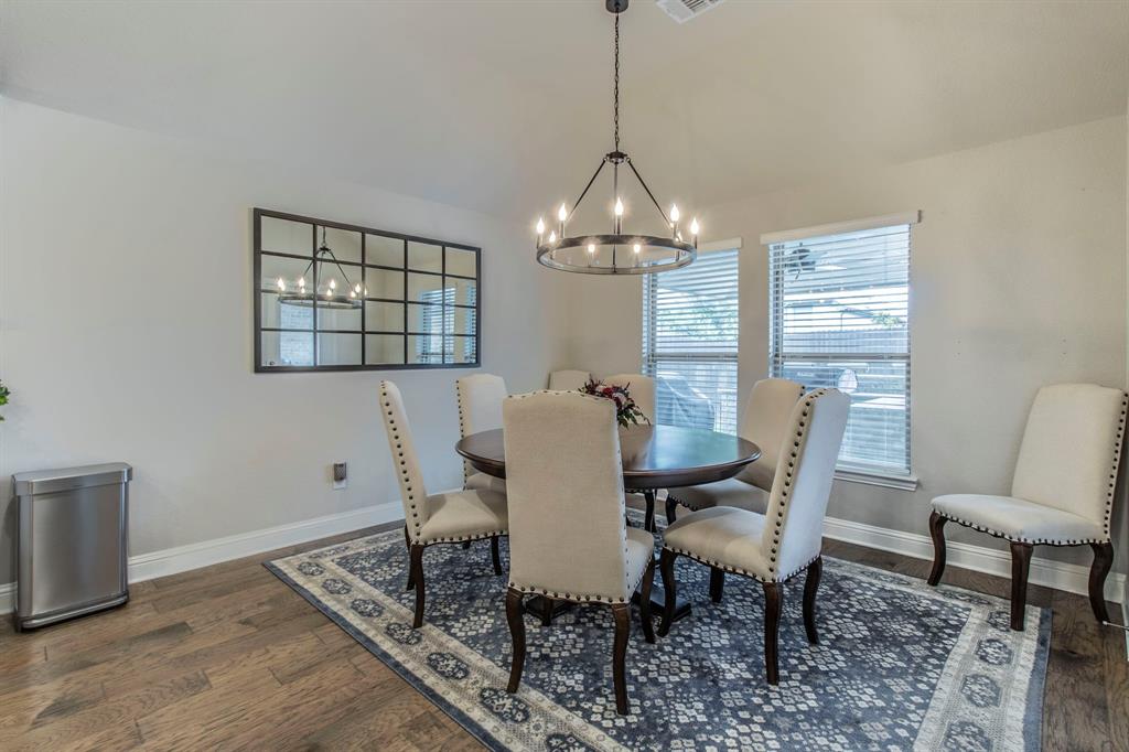 Waxahachie, Texas, 75165, United States, 4 Bedrooms Bedrooms, ,3 BathroomsBathrooms,Residential,For Sale,1920733