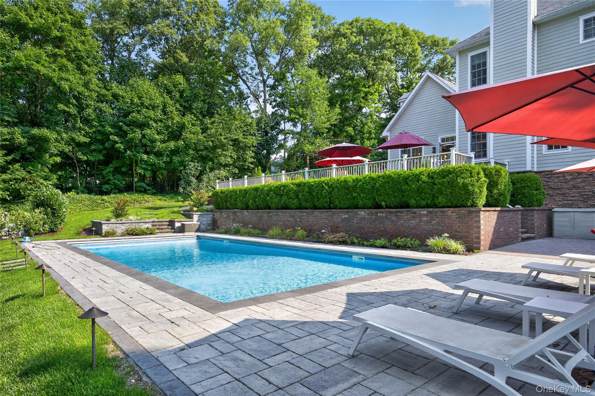  15 Thorman Lane, Huntington, NY, 11743 - 物件實景