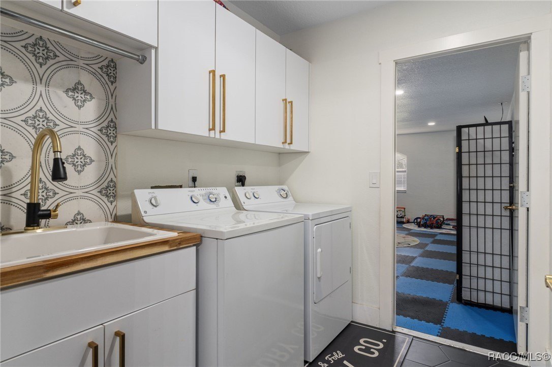 Beverly Hills, Florida, 34465, United States, 3 Bedrooms Bedrooms, ,2 BathroomsBathrooms,Residential,For Sale,1976634