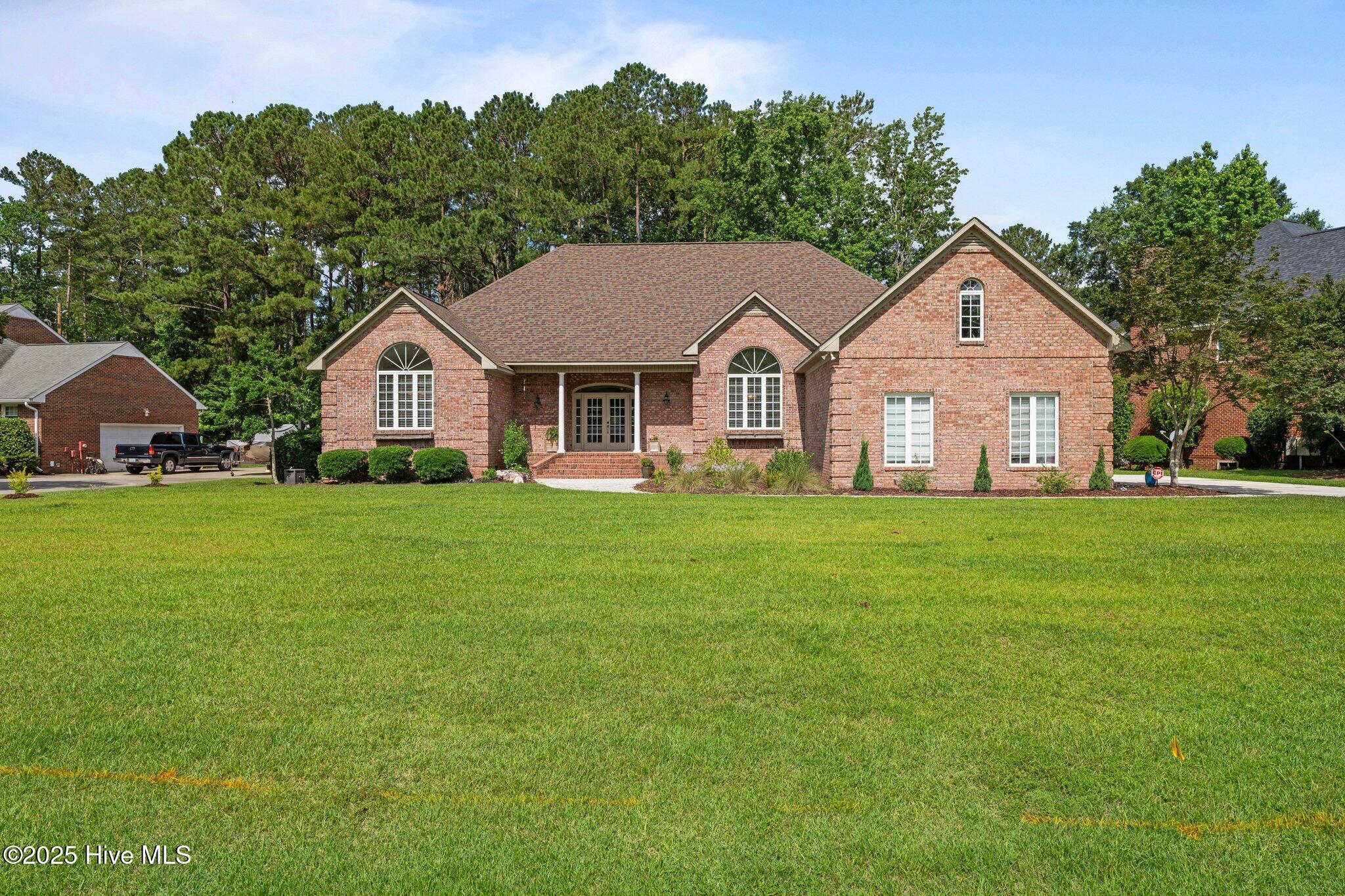 Trent Woods, North Carolina, 28562, United States, 3 Bedrooms Bedrooms, ,3 BathroomsBathrooms,Residential,For Sale,1857731
