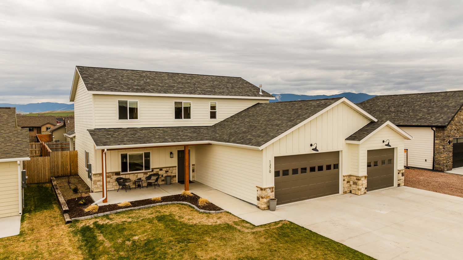 Ranchester, Wyoming, 82839, United States, 4 Bedrooms Bedrooms, ,3 BathroomsBathrooms,Residential,For Sale,1990445