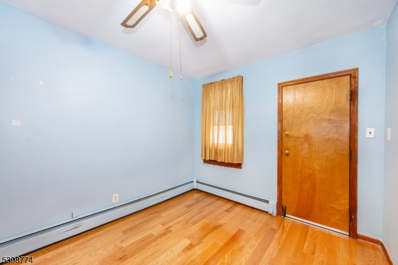 Clifton City, New Jersey, 07014, United States, 5 Bedrooms Bedrooms, ,3 BathroomsBathrooms,Residential,For Sale,2000752