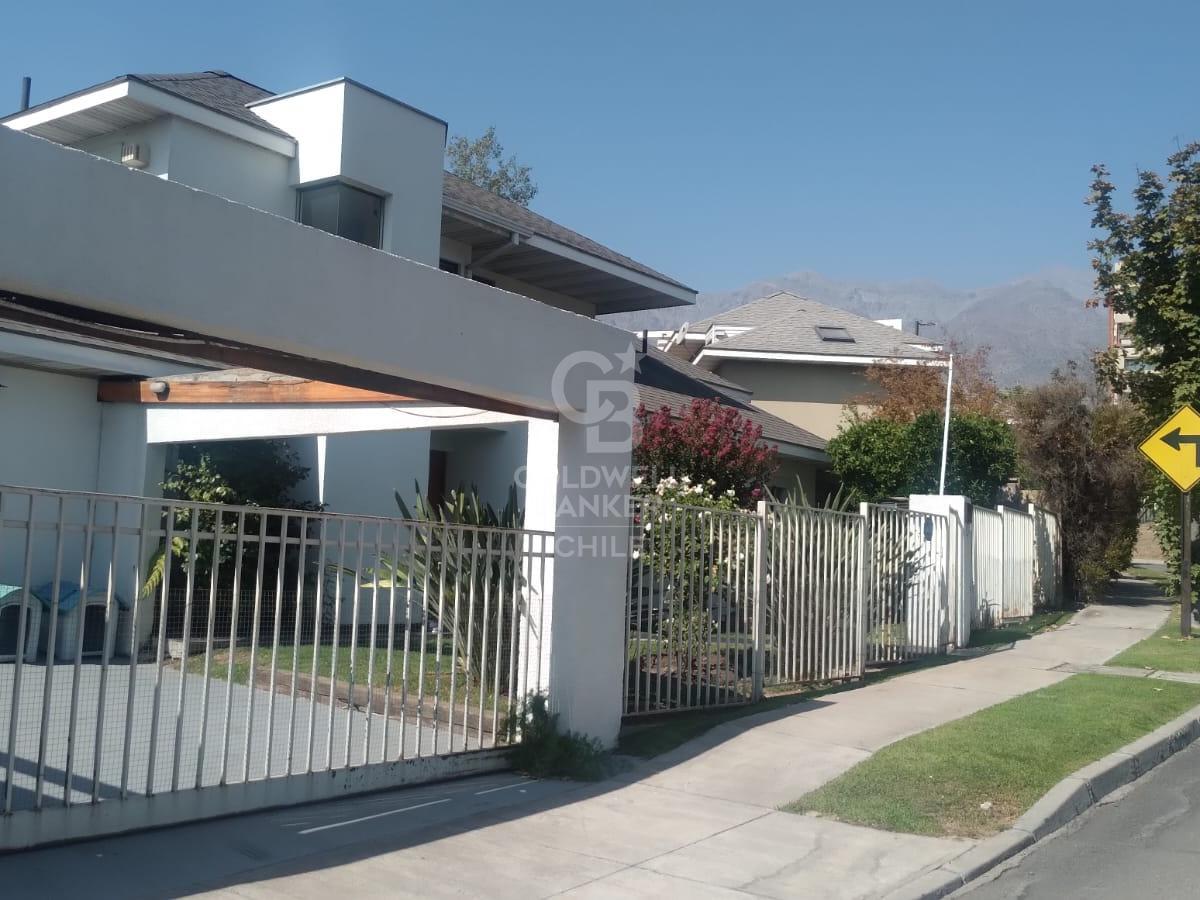 Peñalolén, Chile, 6 Bedrooms Bedrooms, ,4 BathroomsBathrooms,Residential,For Sale,1712003