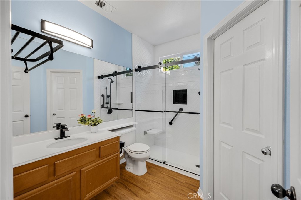 Highland, California, 92346, United States, 5 Bedrooms Bedrooms, ,4 BathroomsBathrooms,Residential,For Sale,1975200