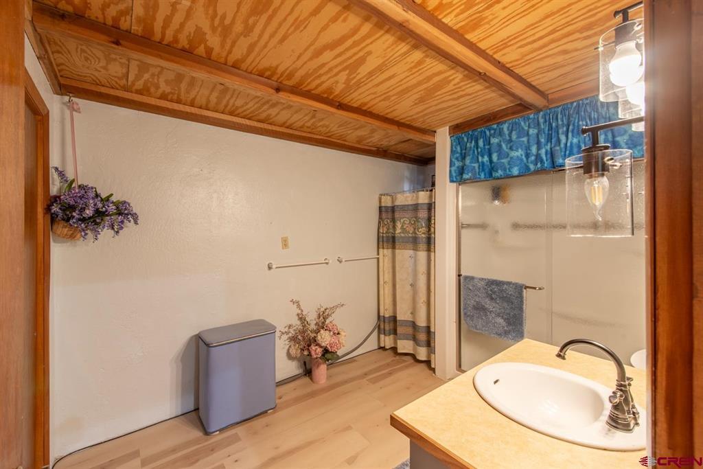Montrose, Colorado, 81403, United States, 2 Bedrooms Bedrooms, ,1 BathroomBathrooms,Residential,For Sale,1976718