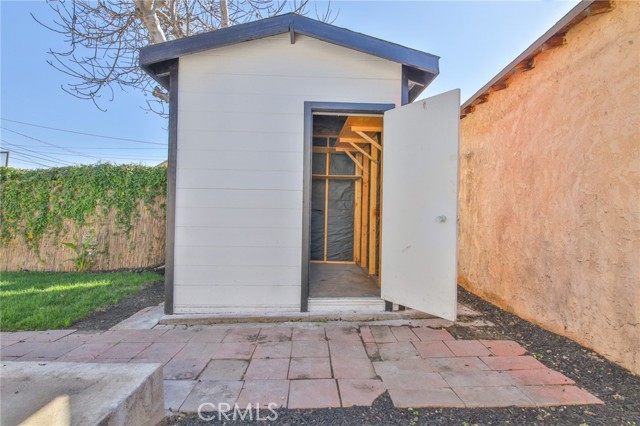 Los Angeles, California, 90044, United States, 3 Bedrooms Bedrooms, ,2 BathroomsBathrooms,Residential,For Sale,1887629