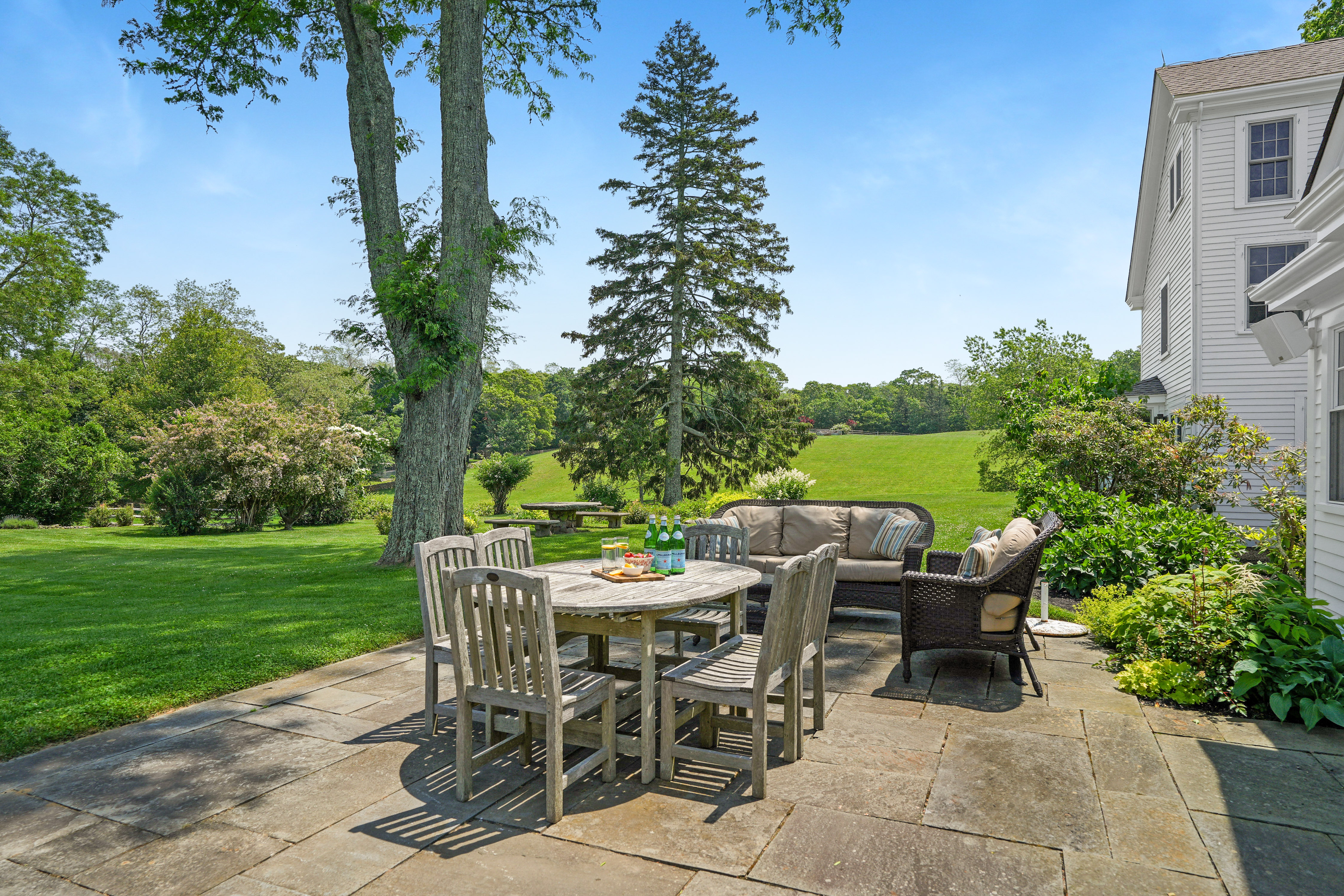  Tashmoo Farm - A Country Estate on 10.69 Acres - 物件實景