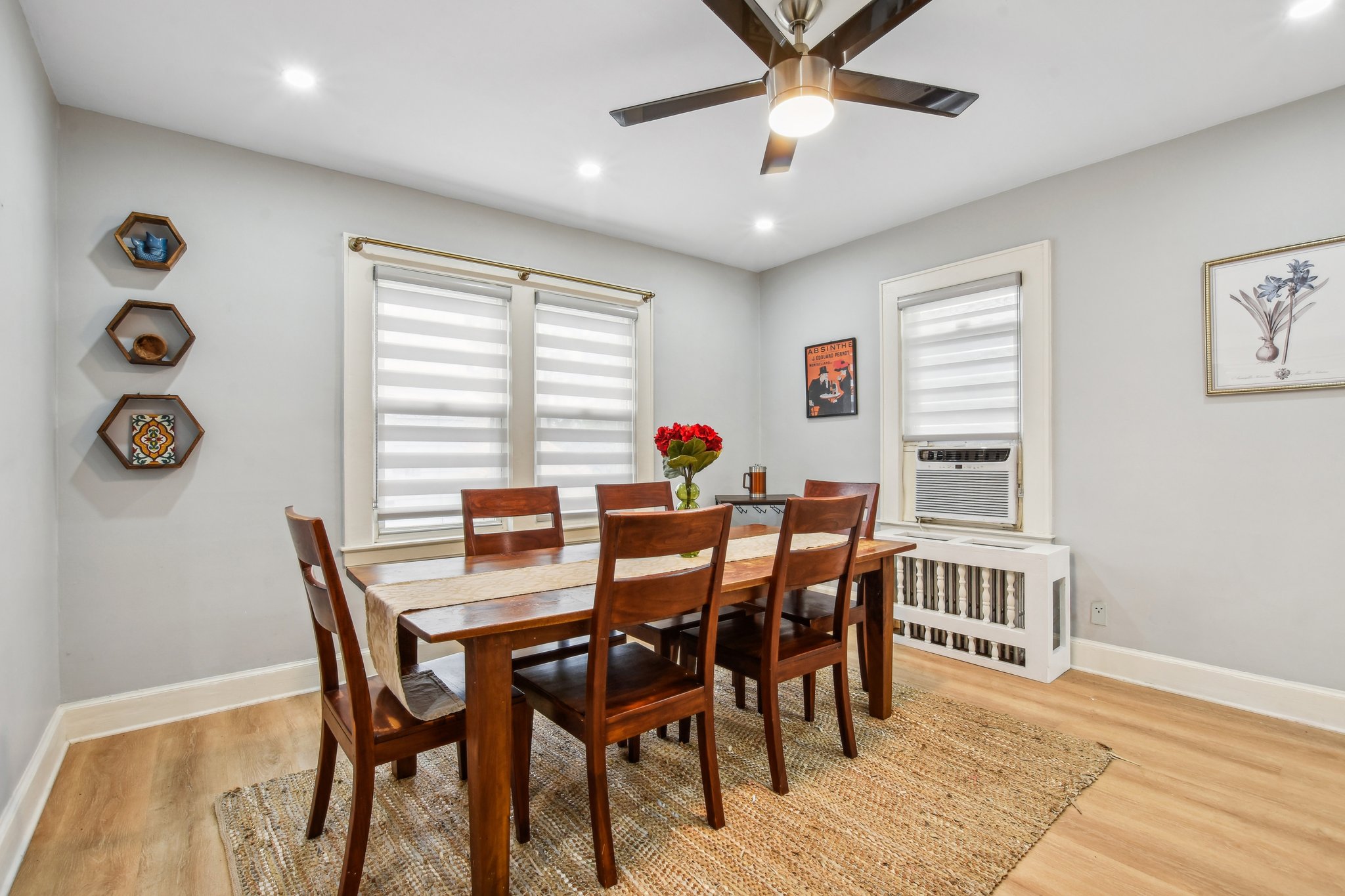 Bloomfield Twp., New Jersey, 07003, United States, 4 Bedrooms Bedrooms, ,3 BathroomsBathrooms,Residential,For Sale,1983850