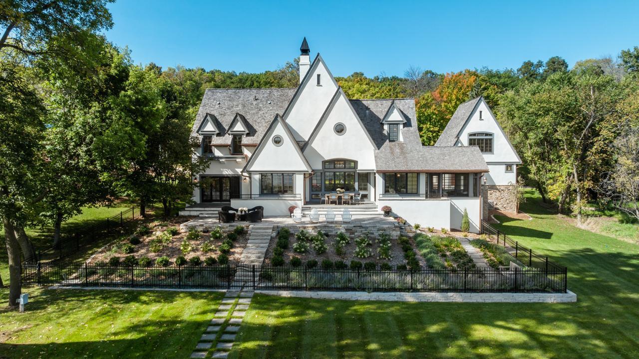 Orono, Minnesota, 55364, United States, 4 Bedrooms Bedrooms, ,4 BathroomsBathrooms,Residential,For Sale,1988176