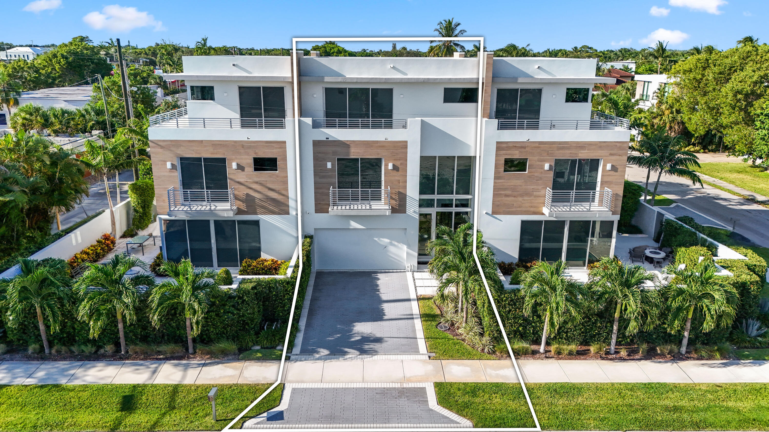 Delray Beach, Florida, 33483, United States, 3 Bedrooms Bedrooms, ,4 BathroomsBathrooms,Residential,For Sale,1940237