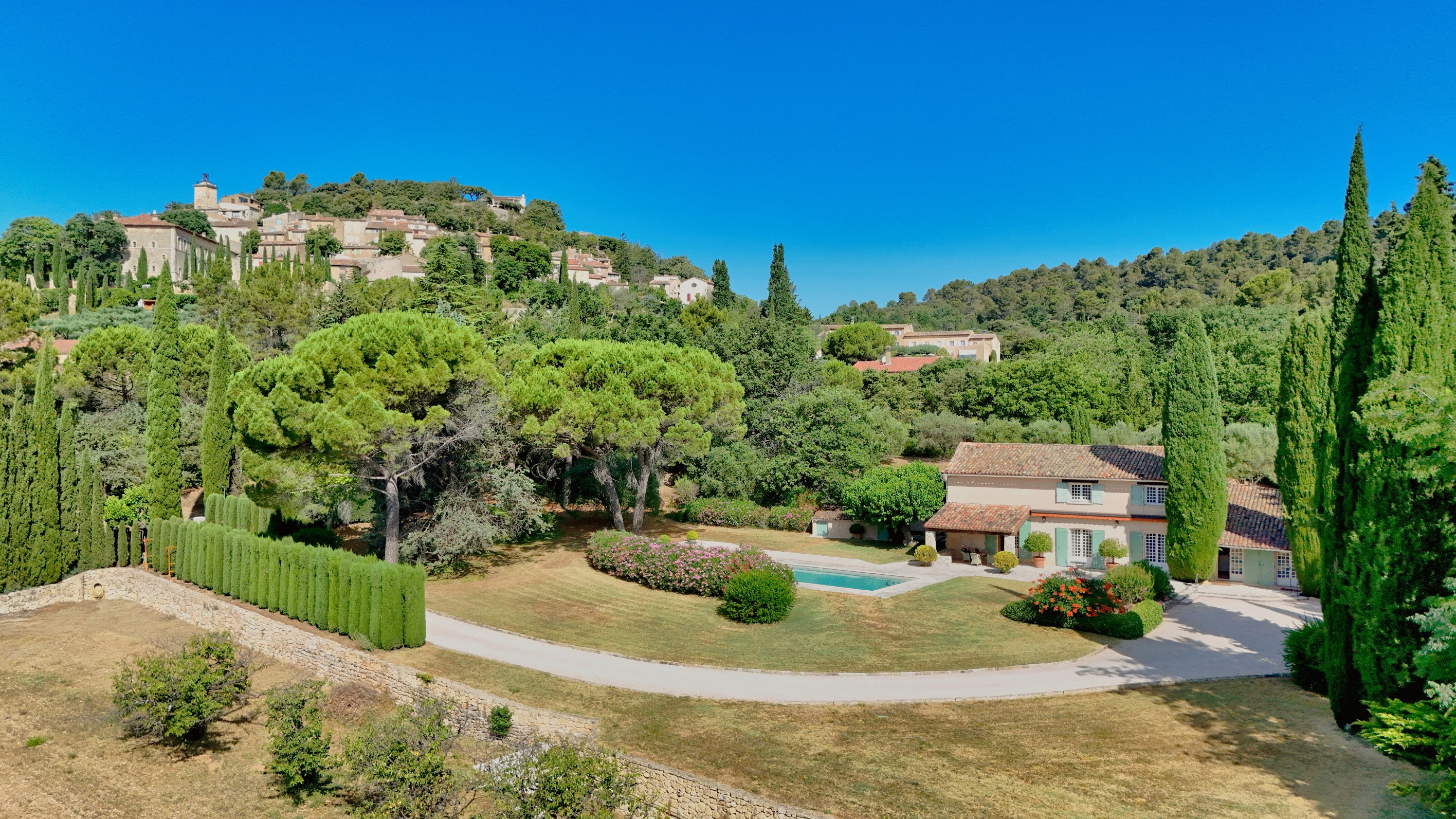  Exceptional Property with an olive grove and pool – Renovated 18th-Century Mill - 物件實景