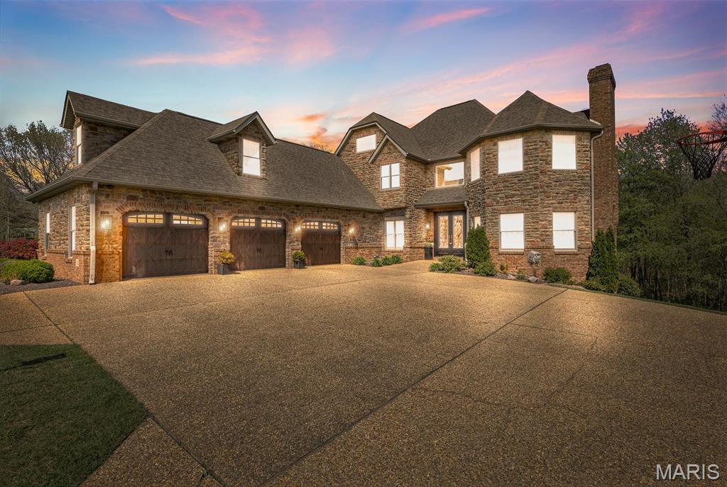 Jackson, Missouri, 63755, United States, 6 Bedrooms Bedrooms, ,4 BathroomsBathrooms,Residential,For Sale,1941660