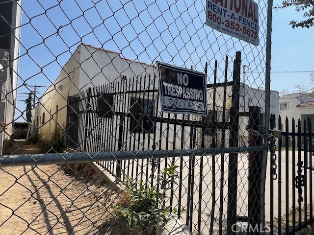 Los Angeles, California, 90004, United States, ,Residential,For Sale,1789343
